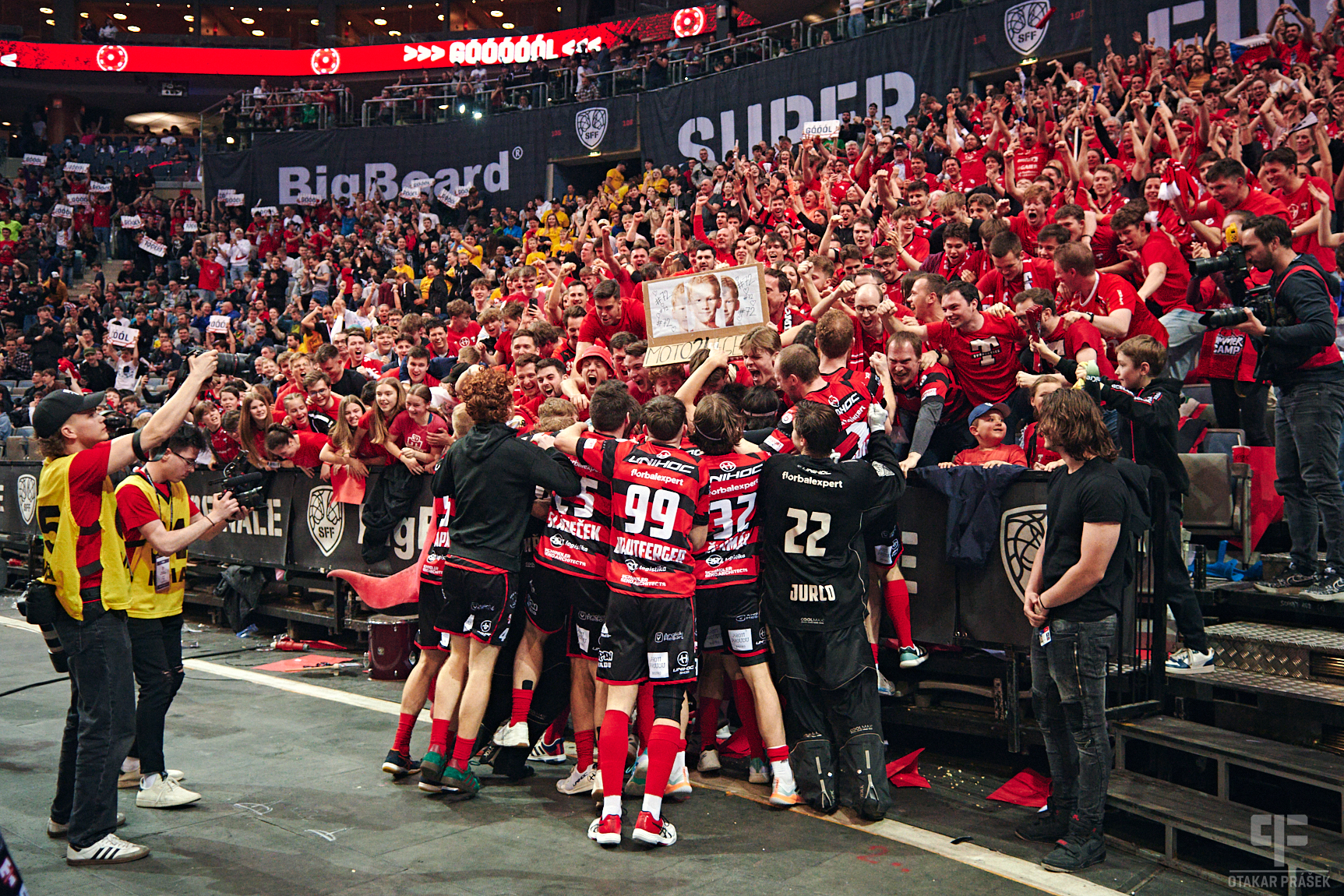 16.04.2023- O2 Aréna Praha - Superliga Muži - Superfinále 202